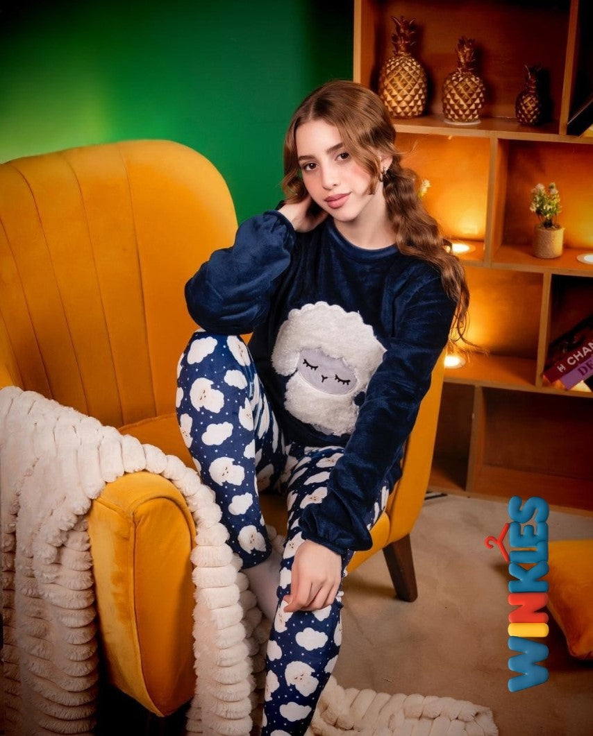 طقم قطيفة بناتي