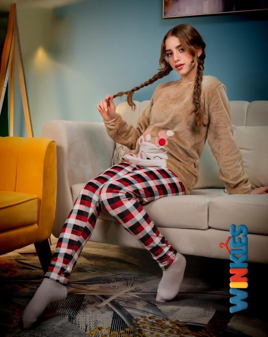 طقم قطيفة بناتي