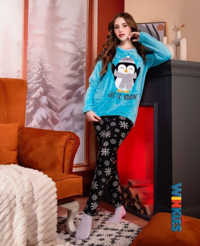 طقم قطيفة بناتي